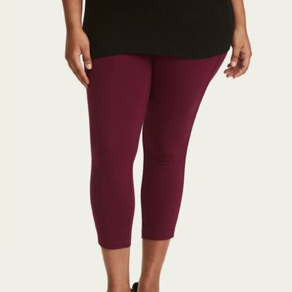 Torrid Berry Romance Cropped Lux Leggings - Picture 1 of 6